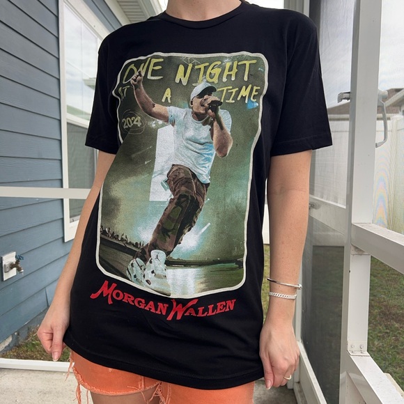 Morgan Wallen 2024 Tour t-shirt - Picture 3 of 3